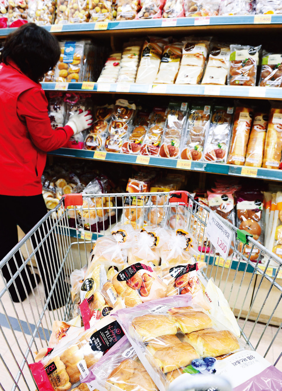 이코노미스트 - 고공행진 거듭하는 삼립식품 주가 - 식자재 유통사업으로 날개 달다