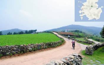 Travel with Bike | 전남 완도 청산도 - 남도의 정갈함 감도는 서편제의 무대