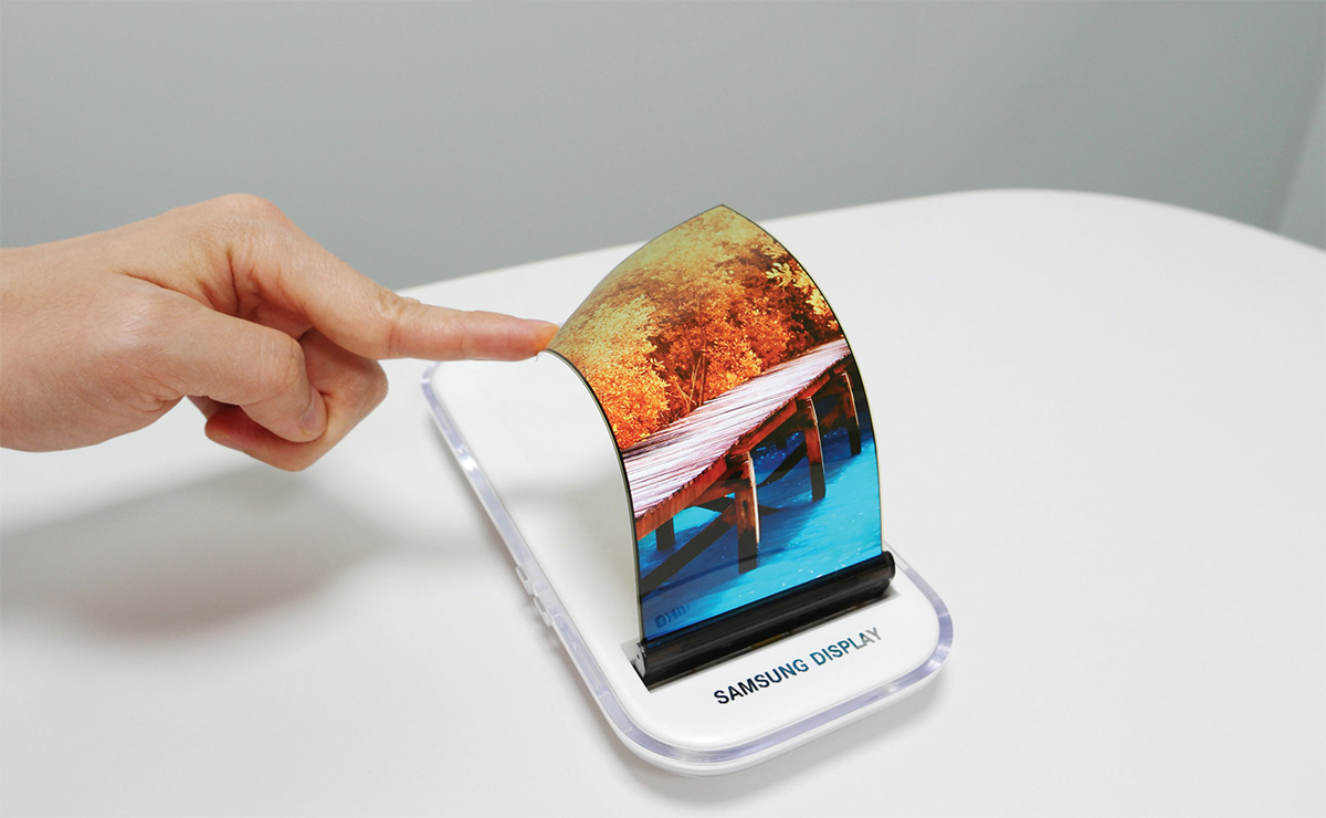 이코노미스트 - [삼성·애플 스마트폰 부품 수혜주는] 듀얼 카메라·OLED 소재 등 기업 주목