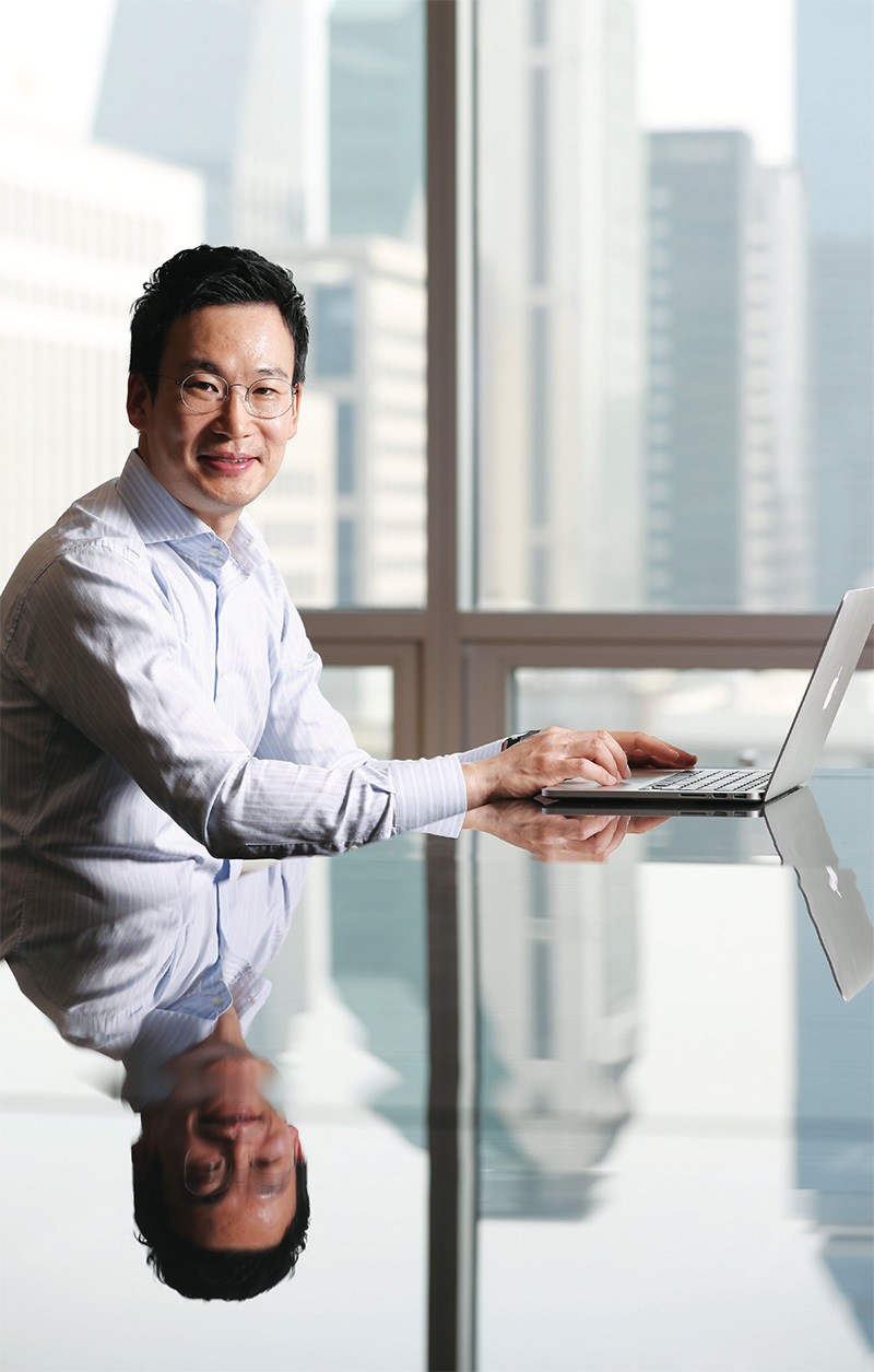 이코노미스트 - [O2O 투자자문 앱으로 주목받는 오재민 두나무투자일임 대표] “주식 투자도 종목 아닌 전문가 선택하는 시대”