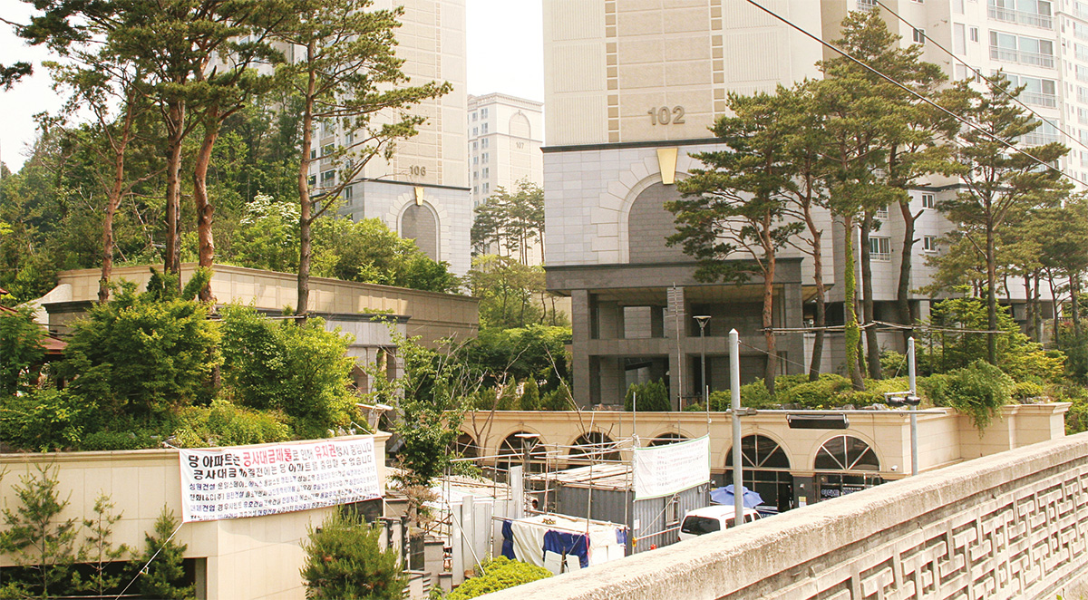 이코노미스트 - [미분양 사태, 왜 매번 용인에서…] 교통 불편하고 인프라 부족한데 물량 넘쳐