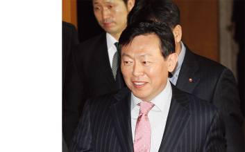 [알다가도 모를 재벌가 후계의 법칙] 능력은 기본에 가족관계도 원만해야