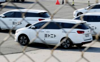 [‘현대판 허생전’ 카카오T②] 우버·타다엔 철퇴…시민 부담만 가중