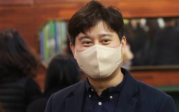 4일 의무보유 풀린 카카오페이·유일로보틱스 주가 타격 ‘미미’