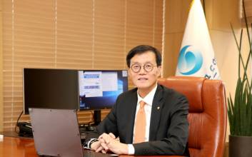 이창용 한국은행 총재, 국제결제은행 이사로 선출