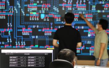 아는데 못 막는 한전 적자…2분기 5조 예상…年 30조 손실 우려