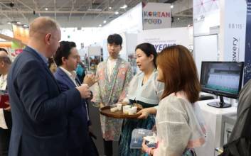 ‘믿고 보는’ K 프리미엄…‘오징어 게임’ ‘기생충’ 인기에 ‘K-푸드’도 각광
