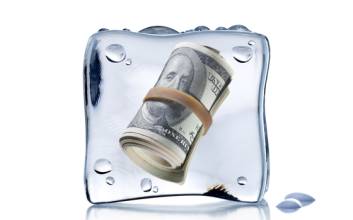 ‘투자 혹한기’에 네이버·카카오 문턱 넘은 스타트업, 시장서도 주목