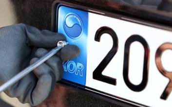 포르쉐 타는 친구 이제 안 부럽다...원희룡 “아빠회사 찬스 이제 그만”