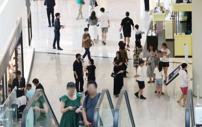 "50만원 언제 받을 수 있을까"…정부, TF서 지급방안 세부 논의