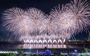 선비들의 화려한 외출부터 눈부신 불빛 축제까지...경북 곳곳서 다채로운 축제 펼쳐져