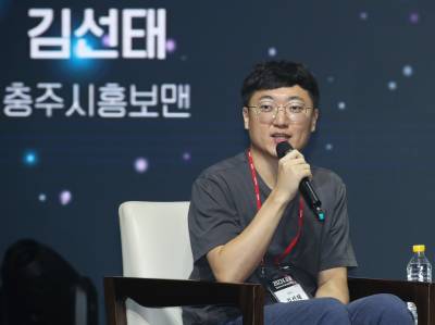 '충주맨' 김선태, 정말 사퇴한다…'97만명 구독' 충TV 전망은