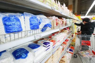 공정위 담합 의혹에…업체들 잇따라 가격 인하