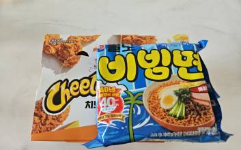 “치킨이 장난이야?”...‘맵짠맵짠’ 비빔면 소스 넣은 멕시카나 [지식(食)백과]
