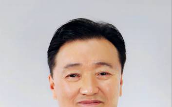 [2024 100대 CEO] K-푸드 열풍 타고 ‘뉴 농심’ 향한 힘찬 발걸음