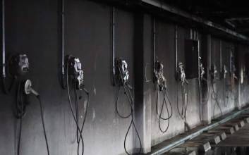 ‘전기차 충전기 확대’ 물음표에도…정부, 충전기 123만기 시대 기조 유지