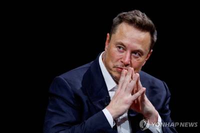 테슬라, 전기車 '스톱', '이것' 집중하나…주가 향방은 