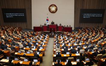 ‘김건희 여사 특검법’ 2표 차로 부결…자동 폐기
