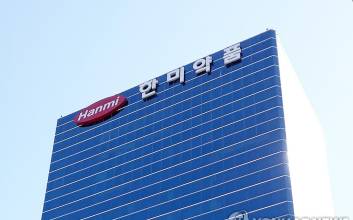 한미약품, 전문경영인 체제 첫 성적 발표…하반기 반등할까