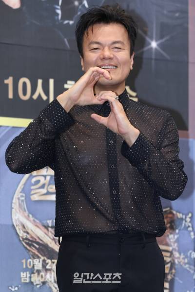 JYP엔터, 어닝쇼크에 주가 급락…증권가 "목표가 하향"