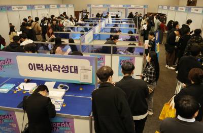 대학생 일하고 싶은 기업, 삼성전자 3위로 떨어져…1위는?