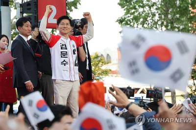국민의힘, 소상공인 전방위 지원 공약…전통시장 소득공제율 50%로 확대