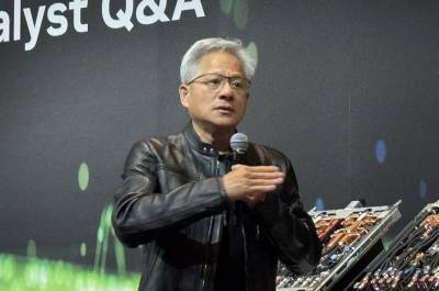 젠슨 황 “화웨이 AI칩, H200급 수준…中 기술격차 빠르게 좁혀”