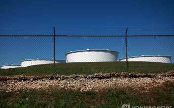 뉴욕유가, OPEC+ 증산 논의에 3일 연속 하락…WTI 61.20달러로 마감