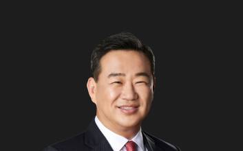 김상현 롯데쇼핑 부회장 “유통업계 최초 중간배당”