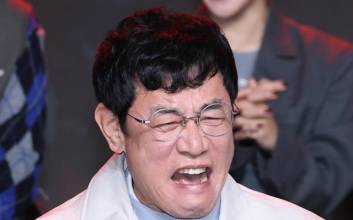 방송인 이경규, 오인 운전에 약물 검사 '양성'…파문 확산