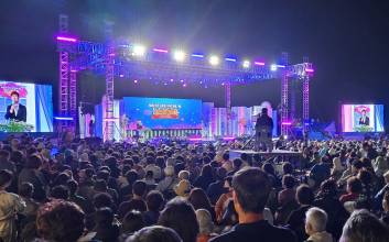 경주 감포항, 가자미 축제에 2만여 인파로 ‘후끈’
