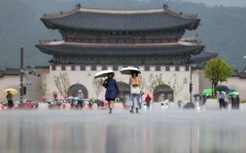 금요일부터 장마 시작…곳곳에 ‘물폭탄’ 주의