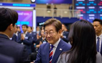 코스피 3000 시대, '이재명·트럼프 수혜주' 잡아라