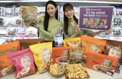 “대용량 통곱창·팝콘·볶음밥”…이마트, 피코크X히밥 콜라보 신상품 7종 선봬