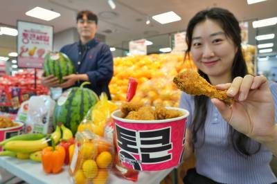 고물가에 ‘통 큰 할인’ 뜬다…유통업계, 초저가 전쟁 본격화