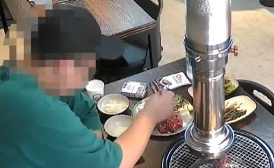 "내 친구가 유명 고기 유튜버"…'혼밥' 8만원어치 하더니