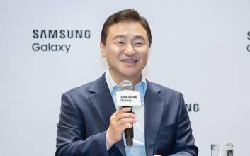 "갤럭시 4억대에 AI 탑재할 것"...삼성, 모바일 AI 대중화 이룬다
