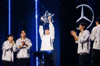 T1, 中 AL 꺾고 MSI 결승 진출…젠지와 ‘LCK 라이벌’ 대결