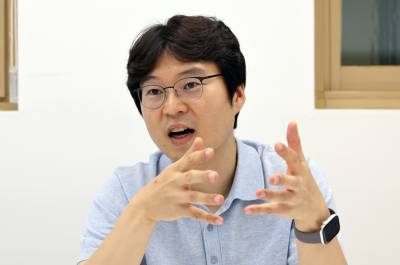 외국인 노동자 300만 시대...이들을 위한 '금융서비스'를 만들다