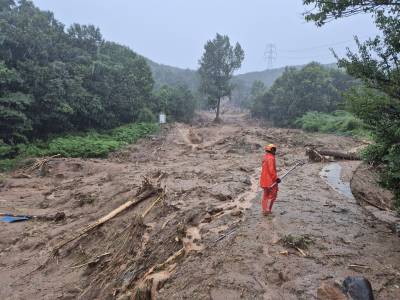 경남 사천 산사태에 사망 1명, 실종 4명, 심정지 1명