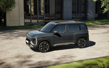 '신흥시장' 인도서 판매 질주…기아 전략 SUV 인기몰이, 왜?