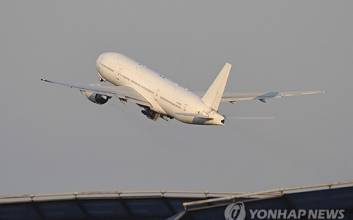 모스크바-평양 첫 직항 여객기 이륙…러·북 밀착 본격화
