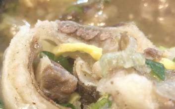 "갈비탕 맞나요?"…여름휴가길 평창휴게소 갈비탕, 부실한 고기 품질 논란