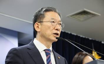 李정부, 경제인 16명 사면…최신원·최지성·장충기 등 포함