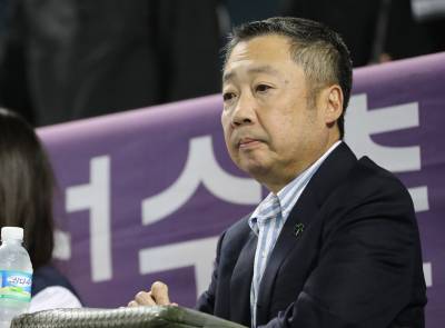 RSU 제도에 웃은 두산 박정원 회장, 상반기 보수 '재계 최고'