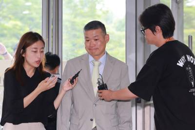 해병특검, 김동혁 전 군검찰단장 3차 소환…채 상병 사건 기록 회수 조사