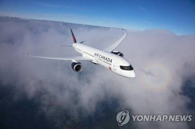 에어캐나다 승무원 1만여명 파업 돌입…항공편 수백편 결항