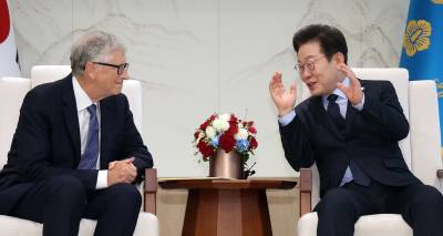 빌 게이츠 만난 李대통령 "경의 표한다"…무슨 대화 나눴나