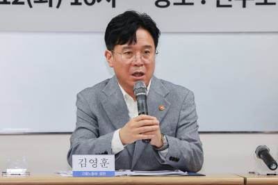 노동장관 "노란봉투법 때문에 1년 내내 교섭? 노조도 없는 게 현실"
