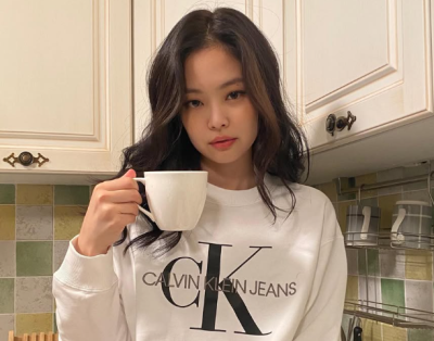 제니 "커피 대신 이거 마셔요"…요즘 힙하려면 '이것'